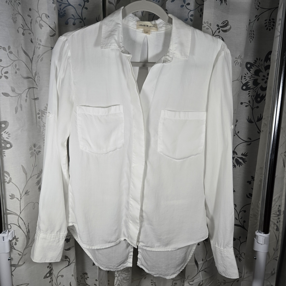 Anthropologie Cloth & Stone White Button‎ Up Long Sleeve Shirt Womens Size XS